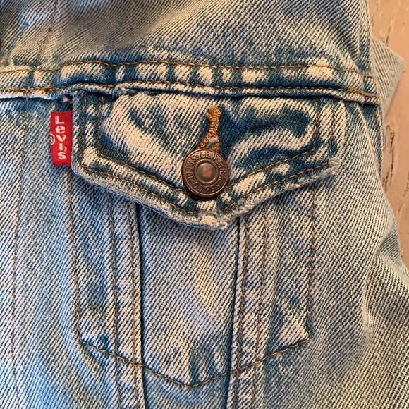 Levi’s denim jacket - Picture 8 of 9